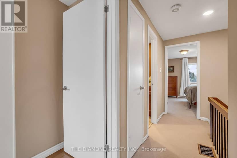 82 - 1755 Rathburn Road E — photo 27 of 40