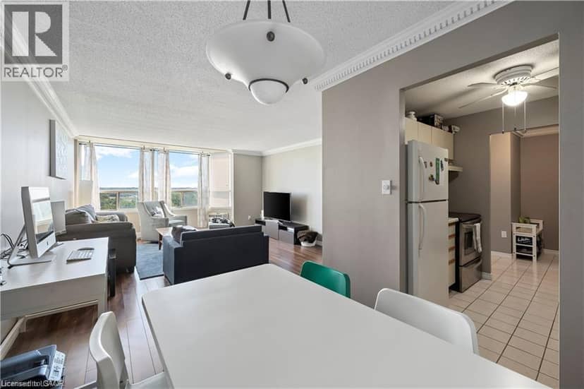 45 POND MILLS Road Unit# 1007 — photo 12 of 23