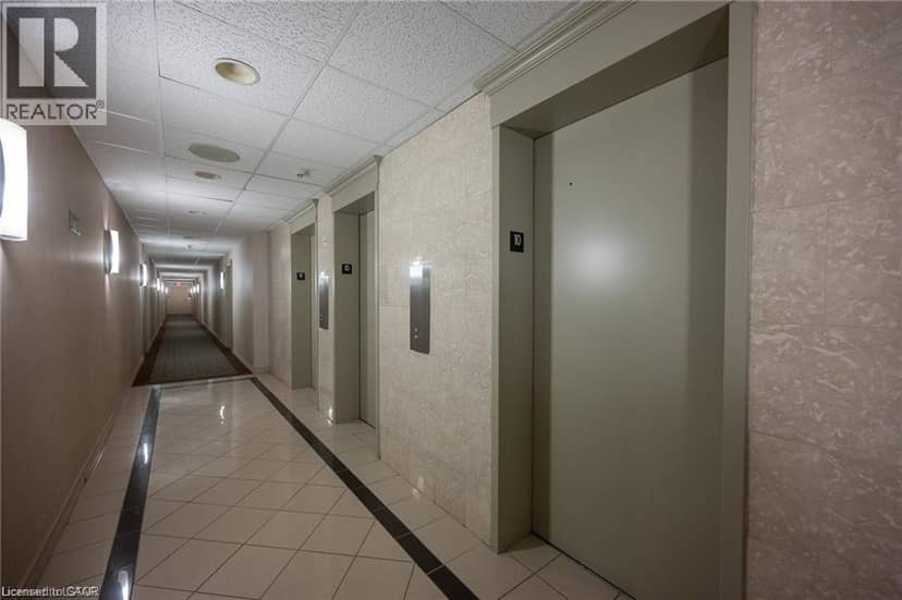 45 POND MILLS Road Unit# 1007, London, photo 4
