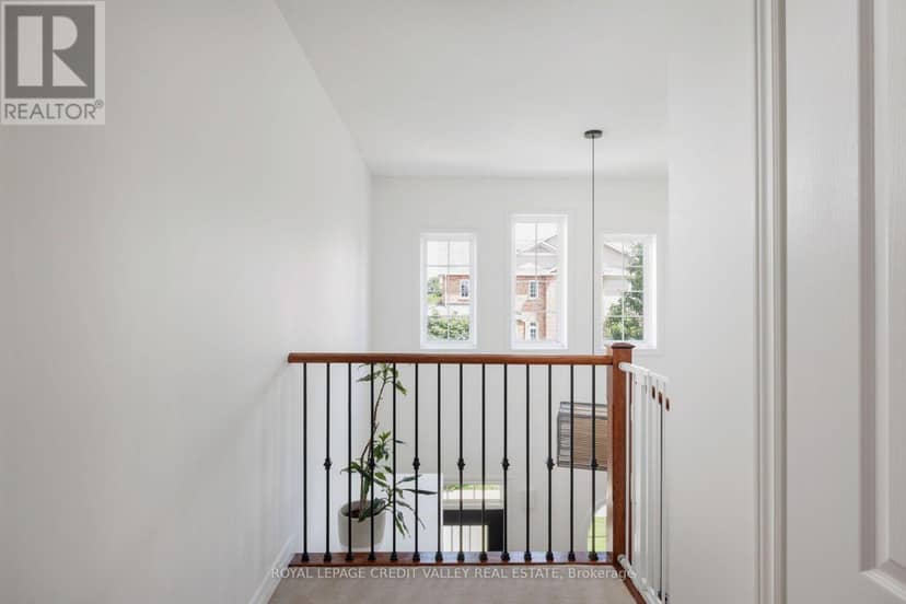 49 Bousfield Court — photo 18 of 35