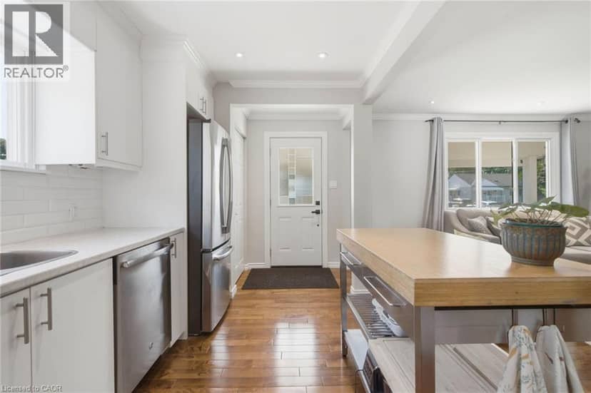 398 EAST 38TH Street — photo 13 of 40