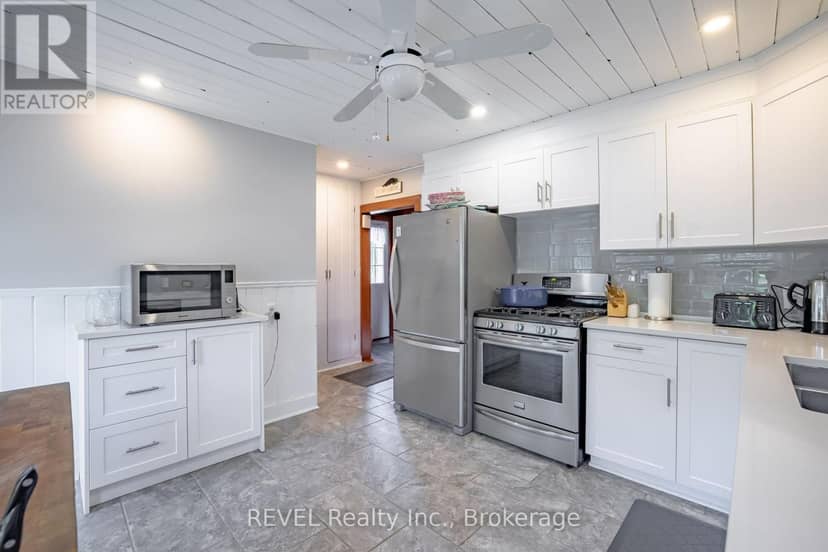 70 Bernard Avenue — photo 7 of 19