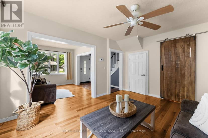 594 Isabella Street — photo 14 of 33