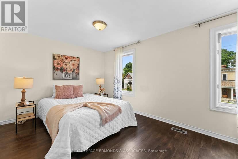 594 Isabella Street — photo 20 of 33