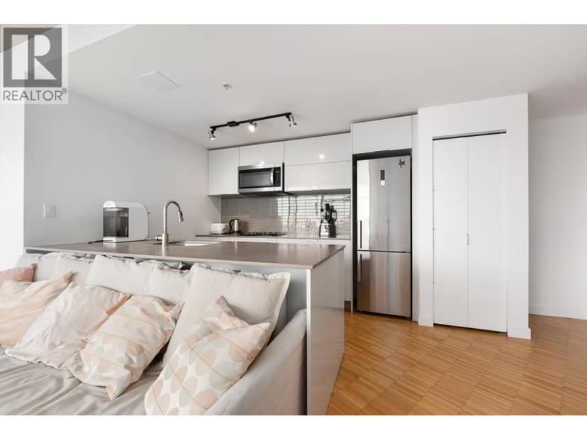 2908 128 W CORDOVA STREET, Vancouver, photo 6