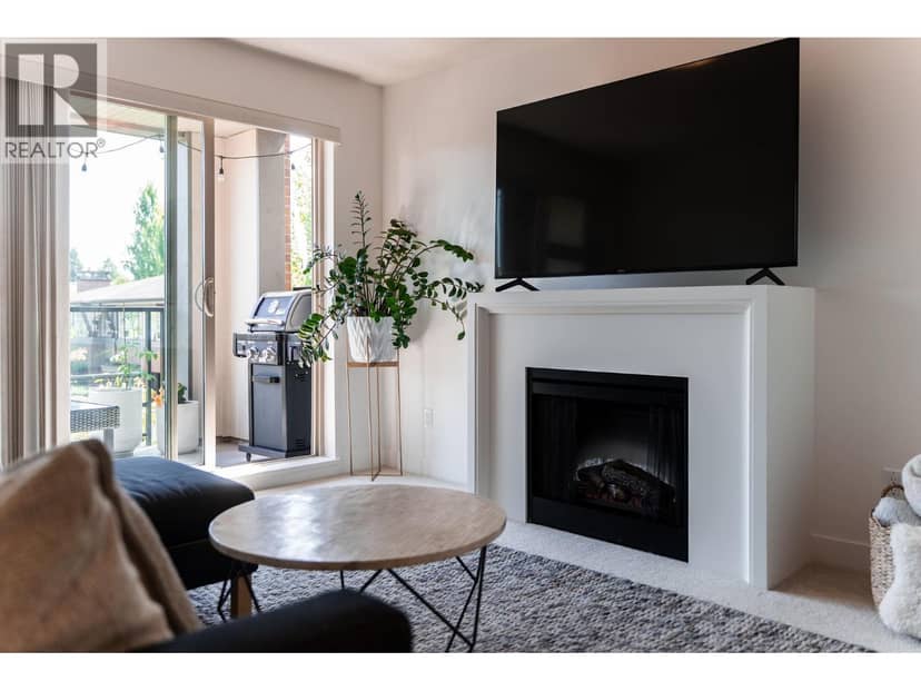 213 738 E 29TH AVENUE, Vancouver
