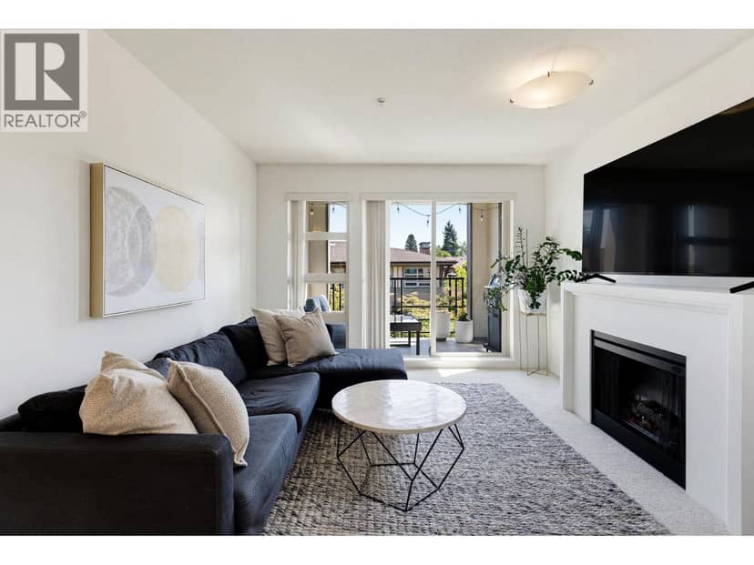 213 738 E 29TH AVENUE, Vancouver, photo 2