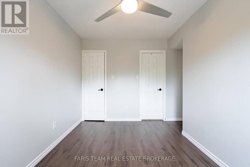 76 - 243 Ferndale Drive S — photo 16 of 27