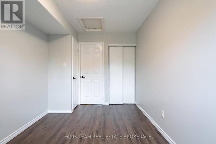 76 - 243 Ferndale Drive S — photo 19 of 27
