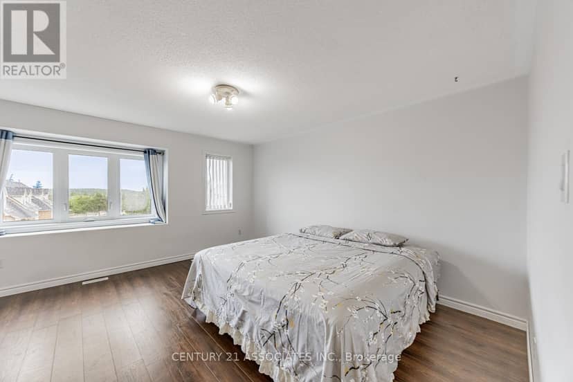 256 - 60 Barondale Drive — photo 22 of 31