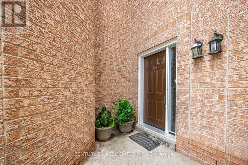 256 - 60 Barondale Drive — photo 5 of 31