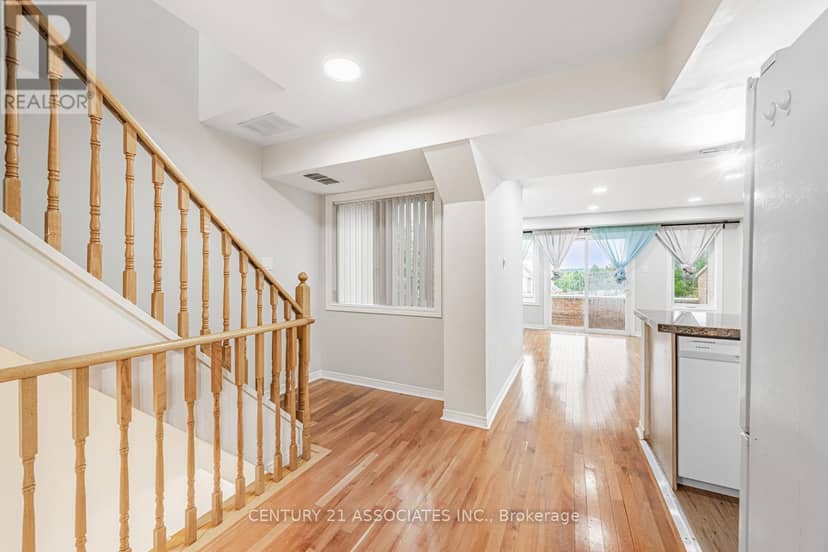 256 - 60 Barondale Drive — photo 7 of 31