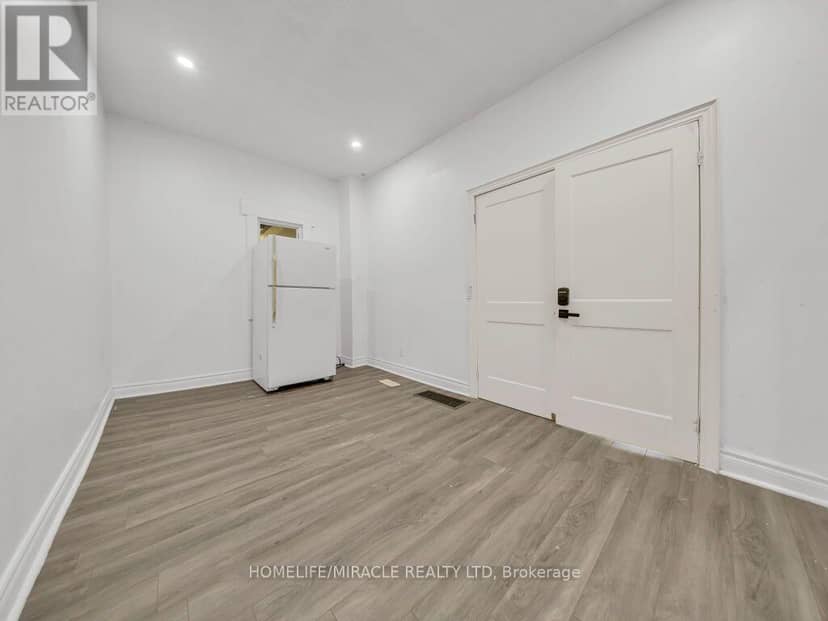 7964 Wellington County  109 Road — photo 16 of 40