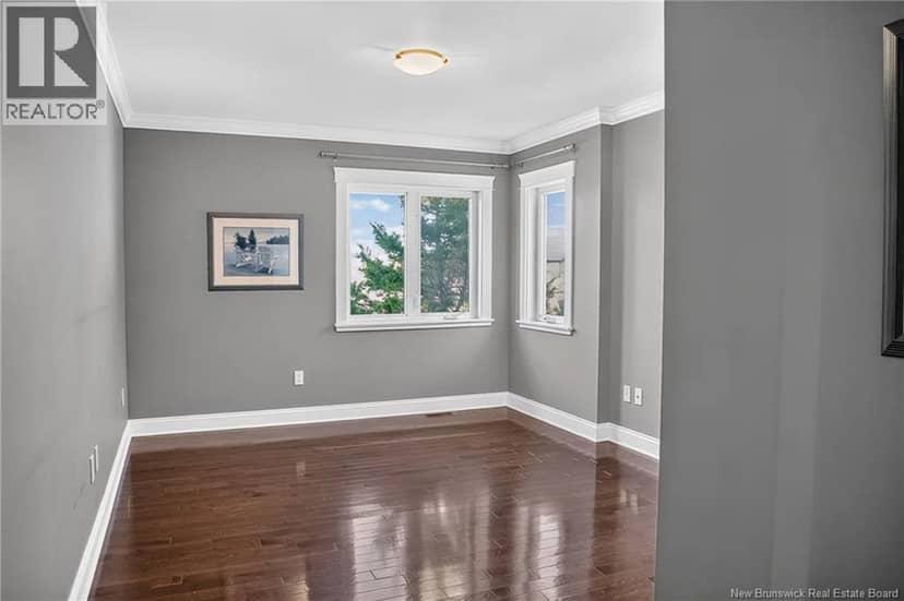 5 Admiralty Drive — photo 26 of 40