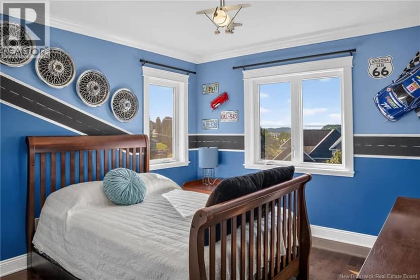 5 Admiralty Drive — photo 25 of 40