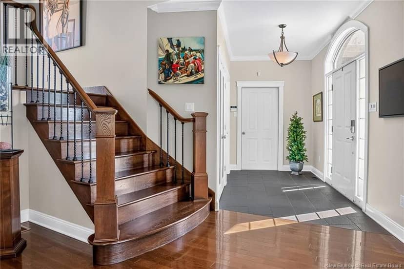 5 Admiralty Drive — photo 7 of 40