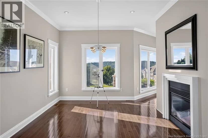 5 Admiralty Drive — photo 11 of 40