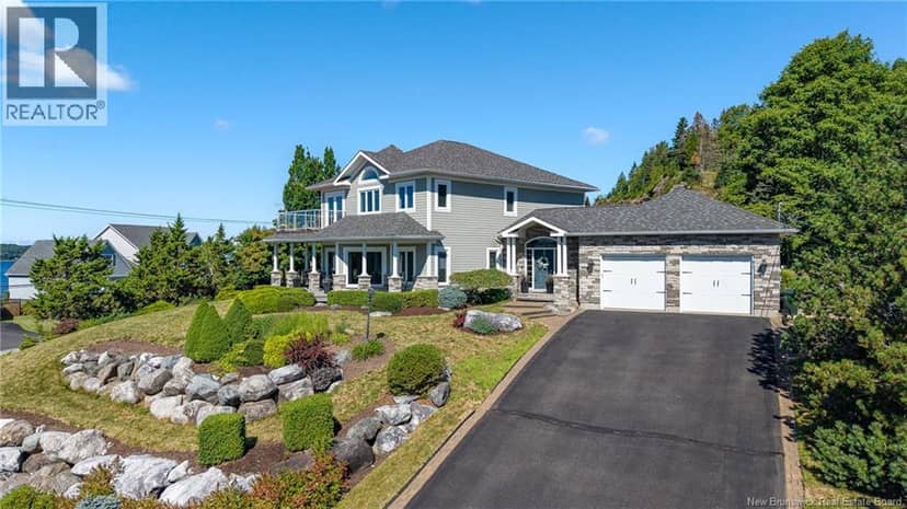 5 Admiralty Drive — photo 1 of 40