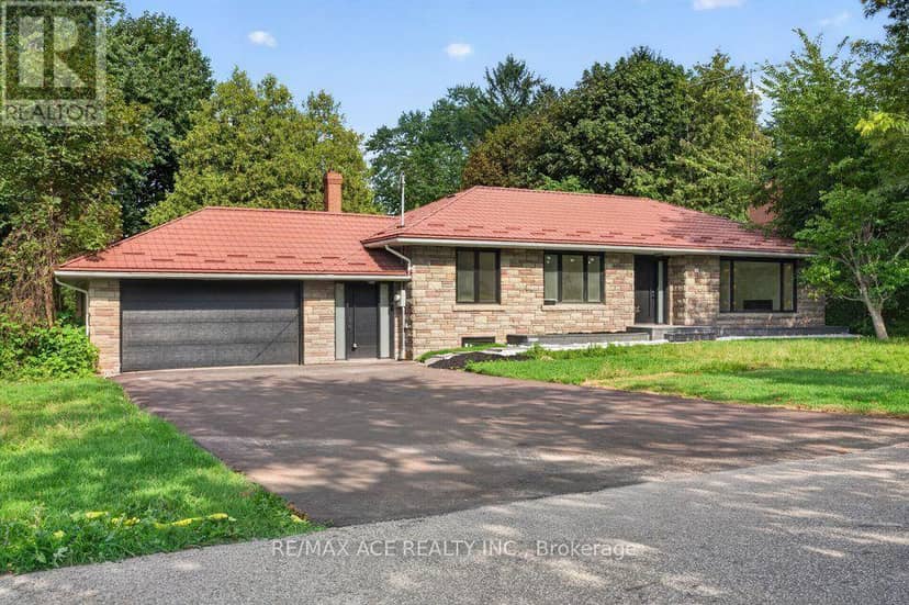 11 Faircroft Boulevard — photo 3 of 40