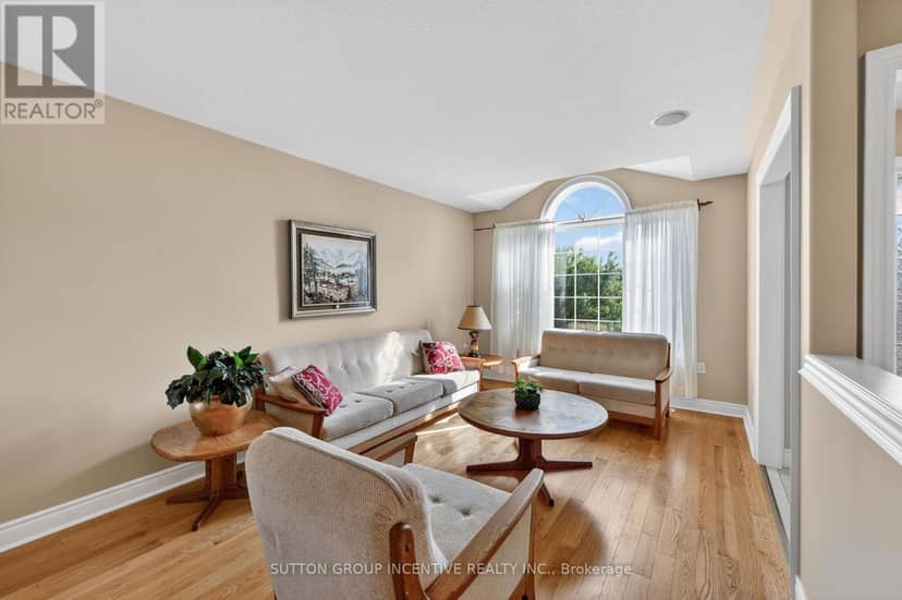 101 Lion's Gate Boulevard, Barrie, photo 5