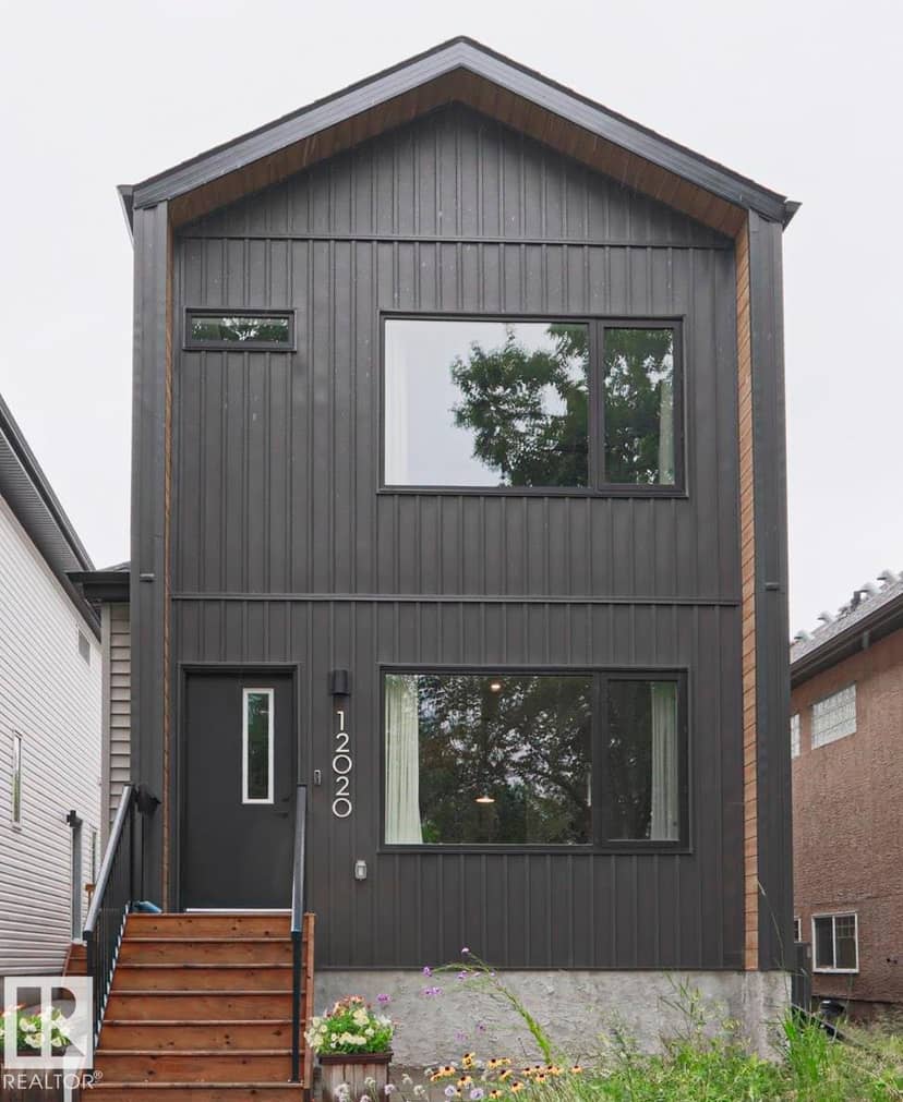 12020 125 ST NW, Edmonton