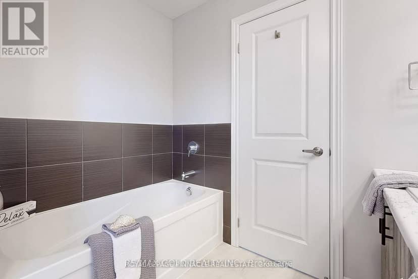 127 Laugher Avenue — photo 34 of 40