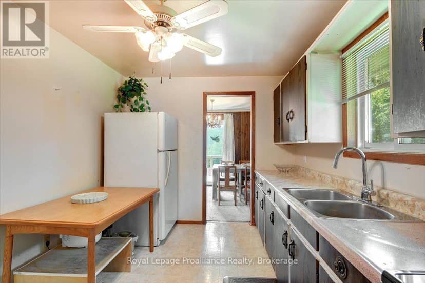 87 Cameron Street — photo 17 of 40