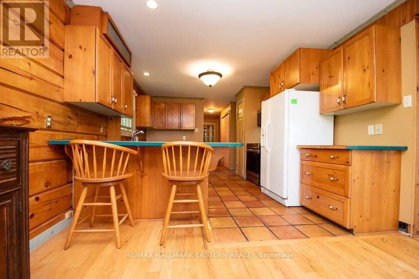22 Carolina Court, Trent Lakes, photo 7