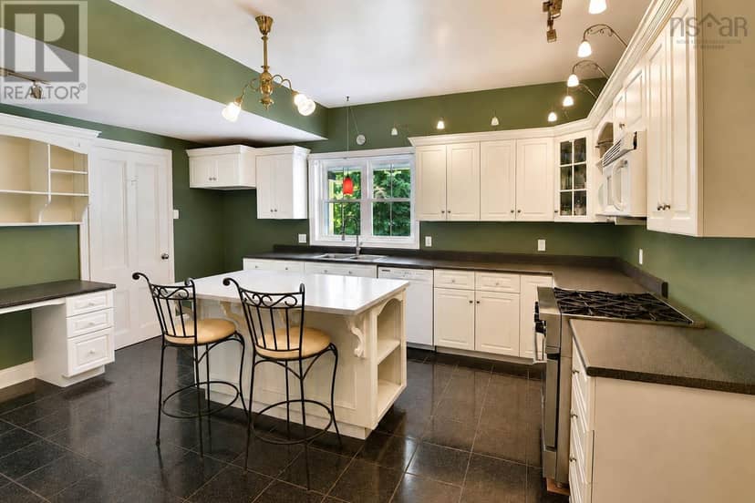 258 Faulkland Street, Pictou, photo 4