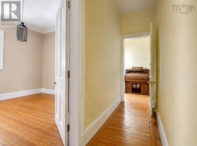 258 Faulkland Street — photo 28 of 40