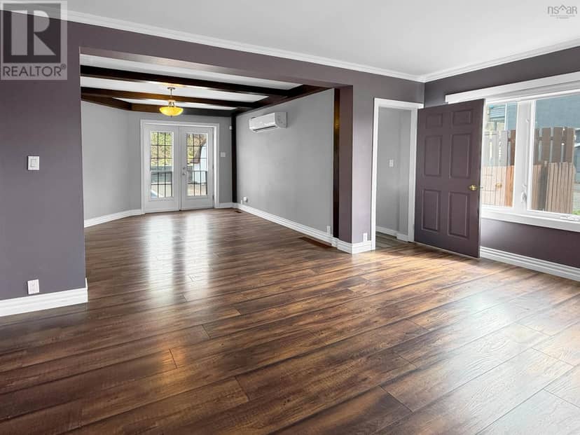284 North Provost Street — photo 15 of 38