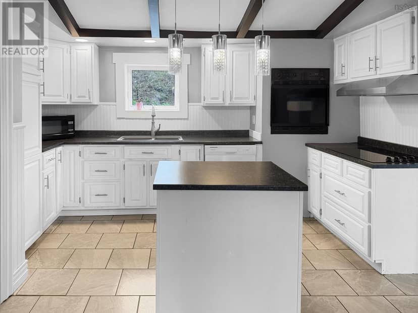 284 North Provost Street — photo 6 of 38