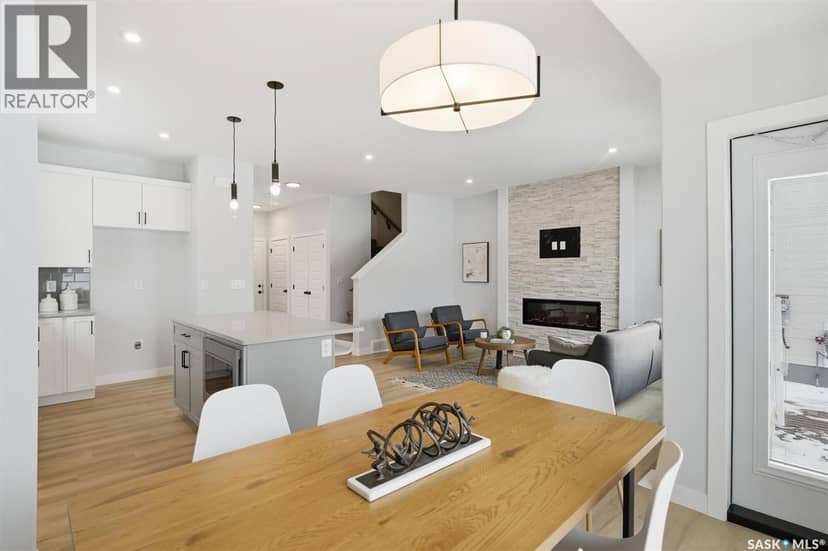 1238 Yuel WAY — photo 8 of 31