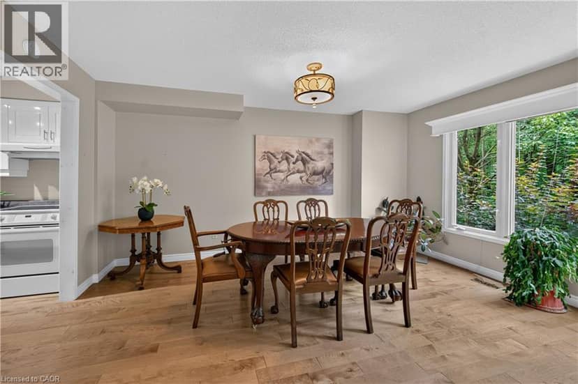 151 MCNIVEN Road Unit# 11 — photo 11 of 40
