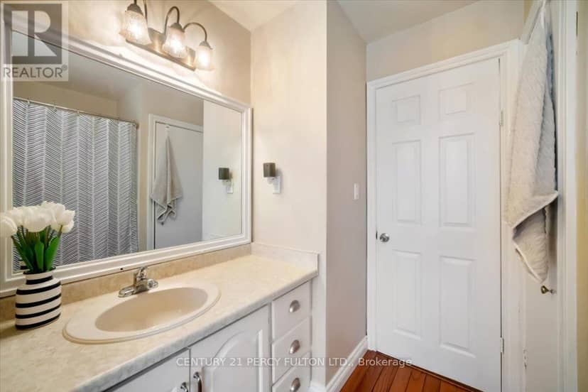 5 Durham Street — photo 21 of 33