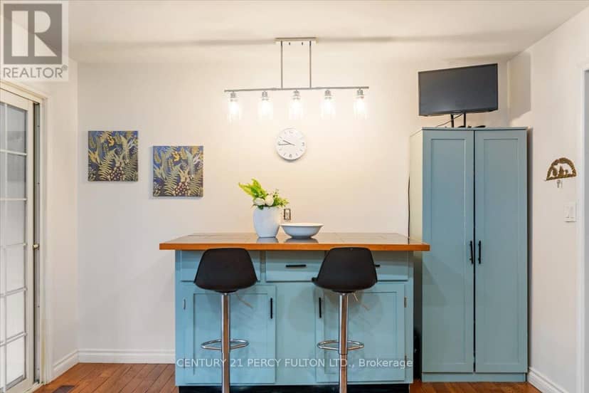 5 Durham Street — photo 8 of 33