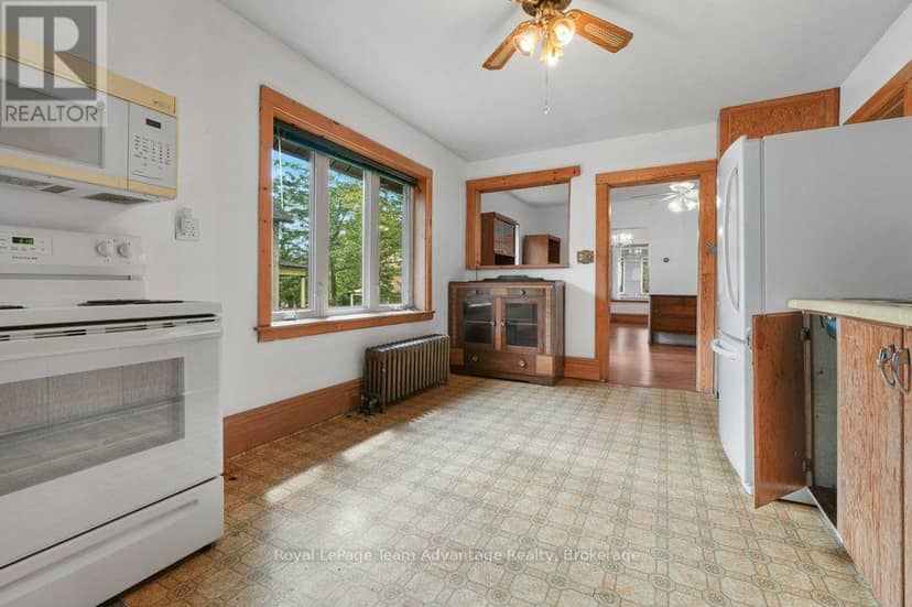 111 Gibson St Street — photo 13 of 40