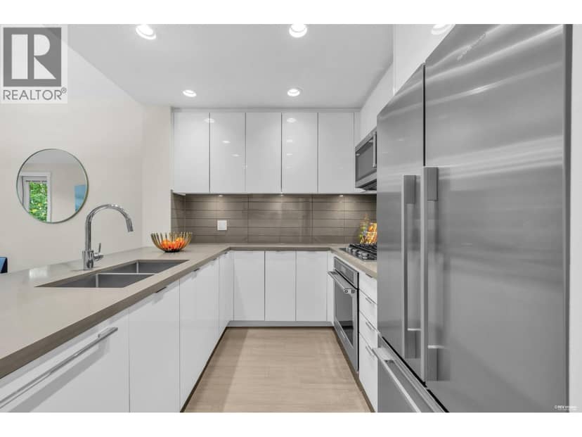 315 255 W 1ST STREET, North Vancouver, photo 8