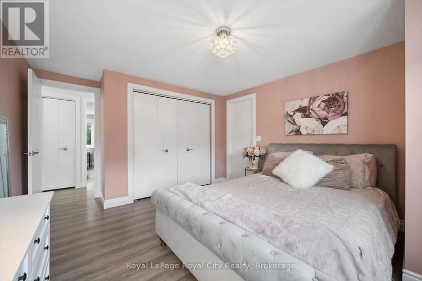 63 Starview Crescent — photo 19 of 39