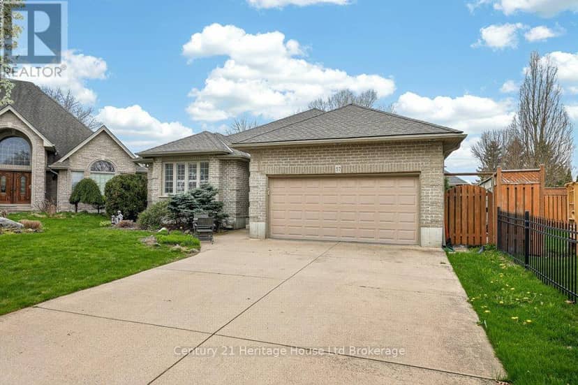 57 Wendy Calder Place — photo 3 of 40