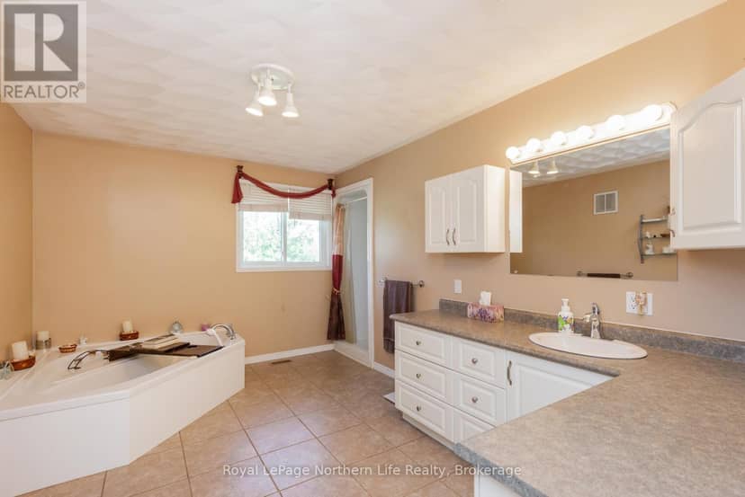 68 Chenier Road — photo 18 of 40