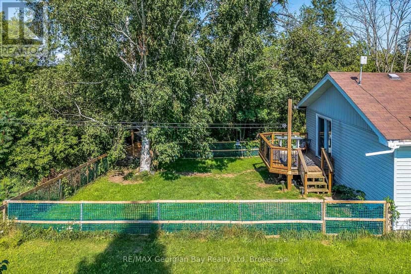 1046 Henry Street, Tay, photo 7
