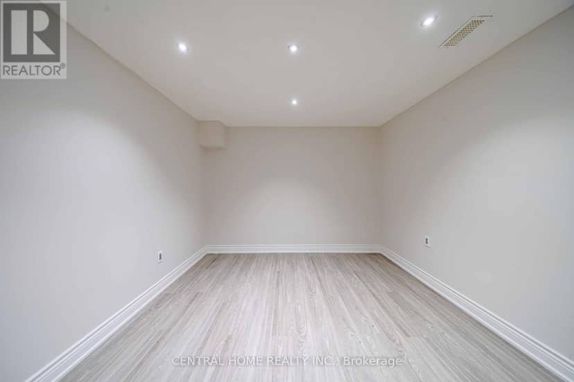 2 Noel Street — photo 23 of 27