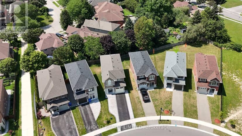 - - 398 Rita's Avenue, Newmarket, photo 3