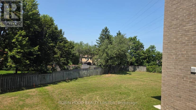 - - 398 Rita's Avenue, Newmarket, photo 6