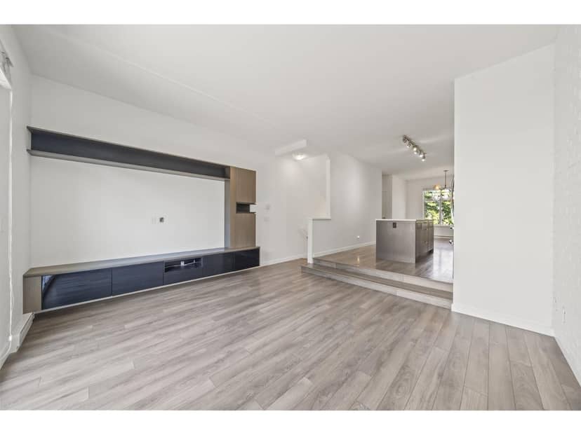 55 15340 GUILDFORD DRIVE, Surrey, photo 3