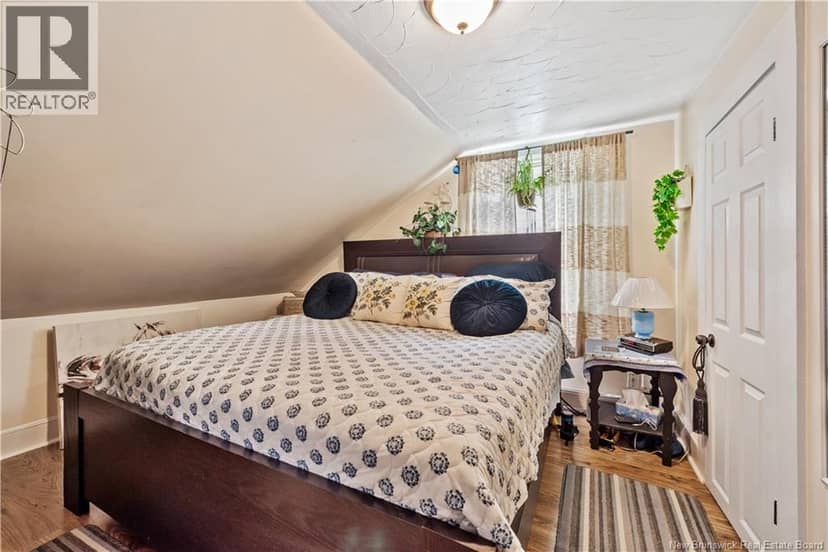 76 Steadman Street — photo 11 of 25
