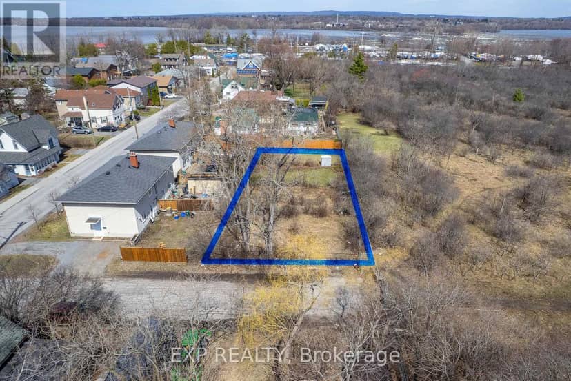 2725 Rowatt Street — photo 10 of 16