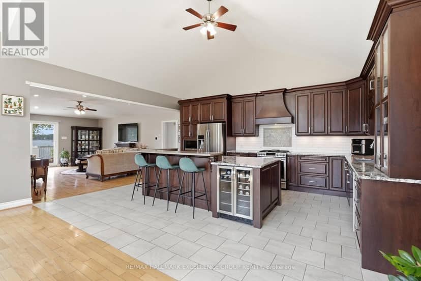 2985 Leo Lane — photo 7 of 40