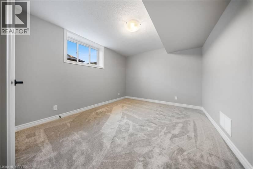 147 CRADDOCK Boulevard — photo 18 of 22